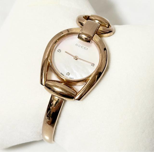 美品 GUCCI グッチ 139.5 ホースビット 3Pダイヤ シェル 腕時計 < ブランド 美品 GUCCI グッチ 139.5 ホースビット 3Pダイヤ シェル 腕時計 < ブランドの