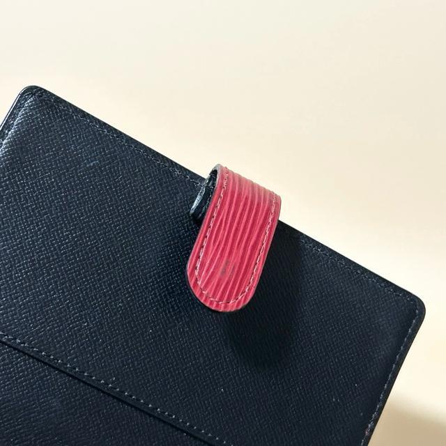 LOUIS VUITTON ���C ���B�g�� �G�s �A�W�F���_ PM �蒠�J�o�[ �r�W�l�X ���b�h �� �u�����h�� 