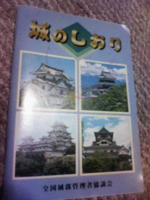 ̂   zr[ 