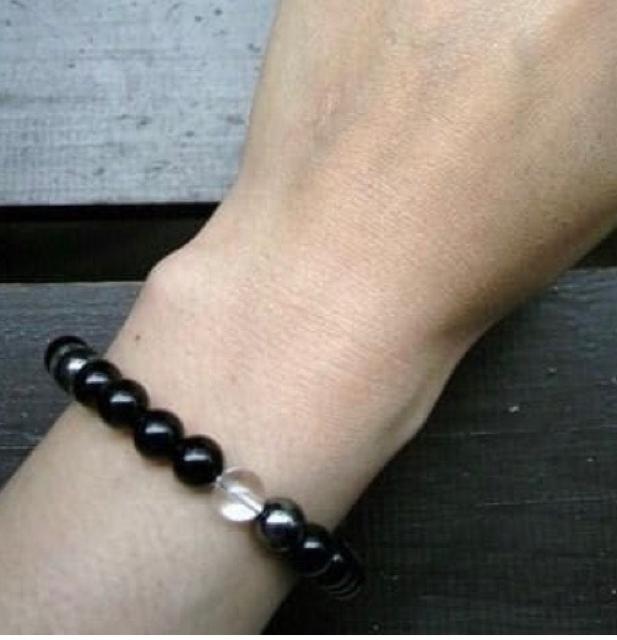 ☆厄除け 健康☆オニキスxヘマタイトx水晶ブレスレット 天然石 < 男性アクセサリー/時計 ☆厄除け 健康☆オニキスxヘマタイトx水晶ブレスレット 天然石 < 男性アクセサリー/時計の