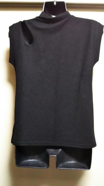 ☆miniusティアドロップデザインボトルネックカットソー☆超美品 < 女性ファッション  ☆miniusティアドロップデザインボトルネックカットソー☆超美品 < 女性ファッションの