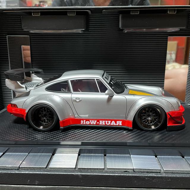 新品 イグニッションモデル 1/18ポルシェ RWB 930 RAUH-Welt Begriff < ホビー  新品 イグニッションモデル 1/18ポルシェ RWB 930 RAUH-Welt Begriff < ホビーの