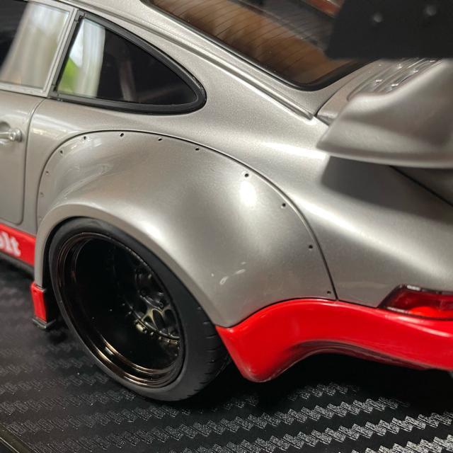 新品 イグニッションモデル 1/18ポルシェ RWB 930 RAUH-Welt Begriff < ホビー  新品 イグニッションモデル 1/18ポルシェ RWB 930 RAUH-Welt Begriff < ホビーの
