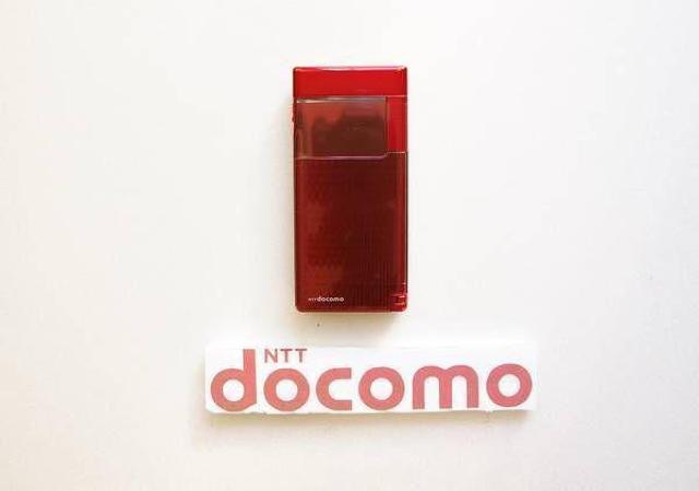 安心の初期不良10日保証/無期限ロック保証付♪未使用品☆P-01A:レッド:本体のみ < 家電/AV  安心の初期不良10日保証/無期限ロック保証付♪未使用品☆P-01A:レッド:本体のみ < 家電/AVの