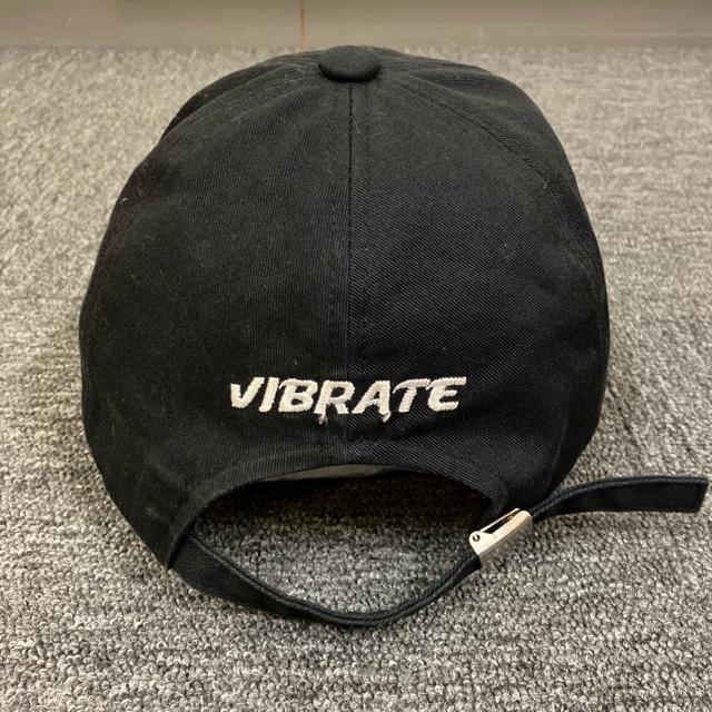 即決 VIBRATE キャップ 帽子 ブラック < 男性ファッション  即決 VIBRATE キャップ 帽子 ブラック < 男性ファッションの
