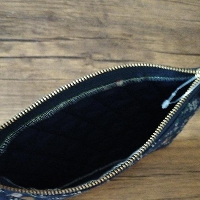 新品 ポーチ 紺 唐辛子 14×20.5cm < 女性ファッション  新品 ポーチ 紺 唐辛子 14×20.5cm < 女性ファッションの