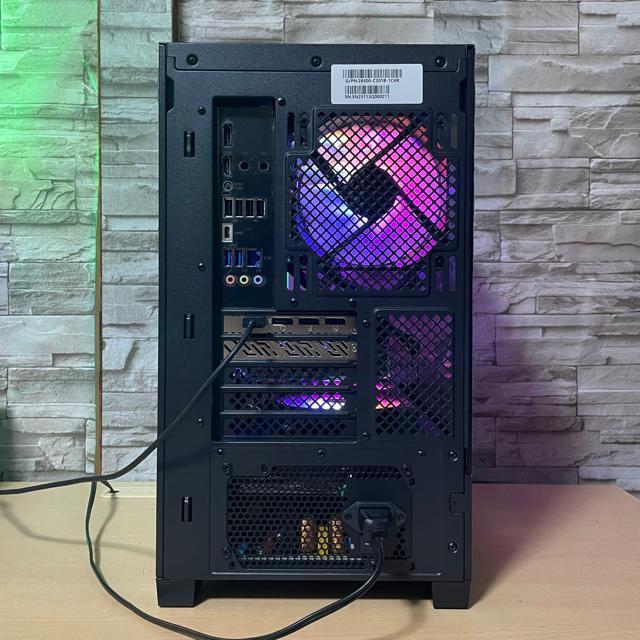 yViQ[~OPCzRyzen7 7800X3D RX9070XT 32GB SSD1TB 850W