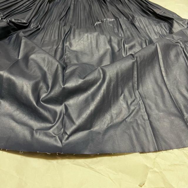 【ディニテコリエ】 フェイクレザー / ロング プリーツスカート / F 濃紺 < 女性ファッション 【ディニテコリエ】 フェイクレザー / ロング プリーツスカート / F 濃紺 < 女性ファッションの