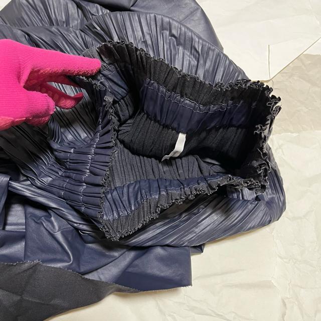 【ディニテコリエ】 フェイクレザー / ロング プリーツスカート / F 濃紺 < 女性ファッション 【ディニテコリエ】 フェイクレザー / ロング プリーツスカート / F 濃紺 < 女性ファッションの