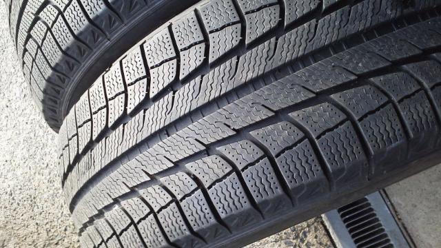 ~V X-ICEX^bhX225/65R17  /oCN