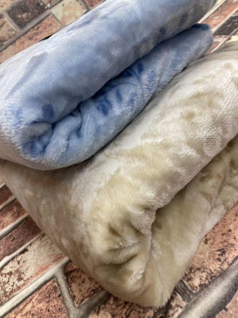 送料無料!訳あり限定価格!暖か・中綿入り2枚合わせひざ掛け(柄入り)1枚 < インテリア/ライフ  送料無料!訳あり限定価格!暖か・中綿入り2枚合わせひざ掛け(柄入り)1枚 < インテリア/ライフの