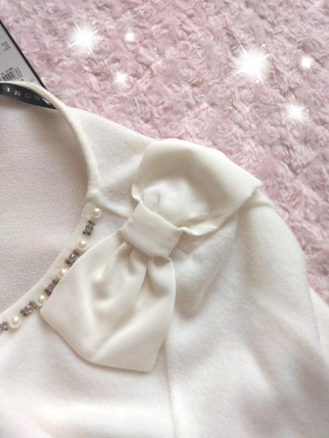 新品☆イング*ふわもこ肩リボントップス < ブランド  新品☆イング*ふわもこ肩リボントップス < ブランドの