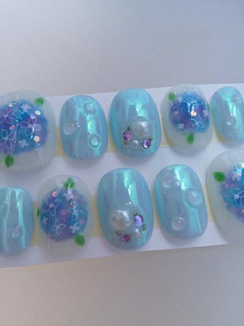 売り切りsale☆ジェルネイル.紫陽花&水滴.梅雨.ショート < 香水/コスメ/ネイル 売り切りsale☆ジェルネイル.紫陽花&水滴.梅雨.ショート < 香水/コスメ/ネイルの