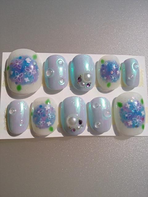 売り切りsale☆ジェルネイル.紫陽花&水滴.梅雨.ショート < 香水/コスメ/ネイル 売り切りsale☆ジェルネイル.紫陽花&水滴.梅雨.ショート < 香水/コスメ/ネイルの