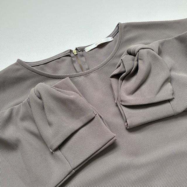 ◆美品◆switch◆バイカラー膝丈ワンピース◆ストレッチ素材◆カーキ◆綺麗め < 女性ファッション  ◆美品◆switch◆バイカラー膝丈ワンピース◆ストレッチ素材◆カーキ◆綺麗め < 女性ファッションの