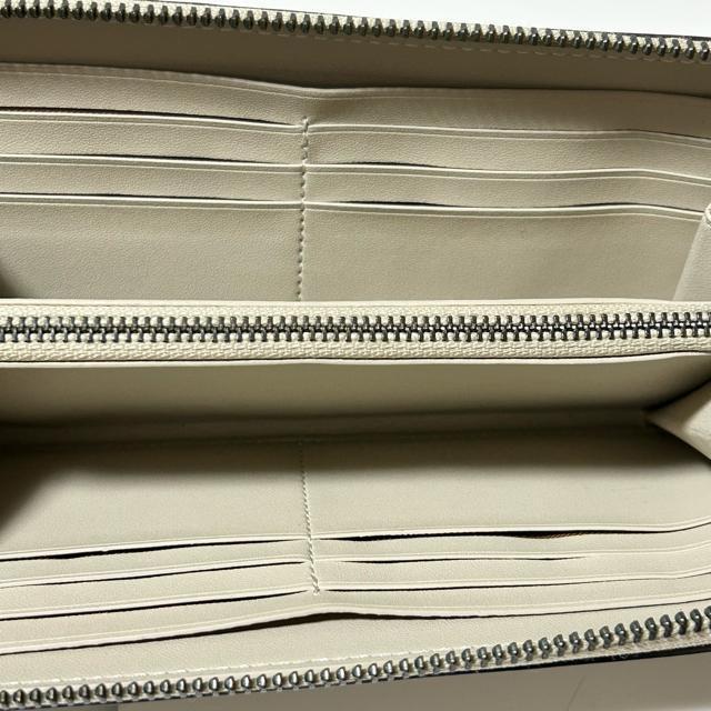 美品 COACH CJ739 エンボス シグネチャー ラウンドファスナー 長財布 < ブランド 美品 COACH CJ739 エンボス シグネチャー ラウンドファスナー 長財布 < ブランドの