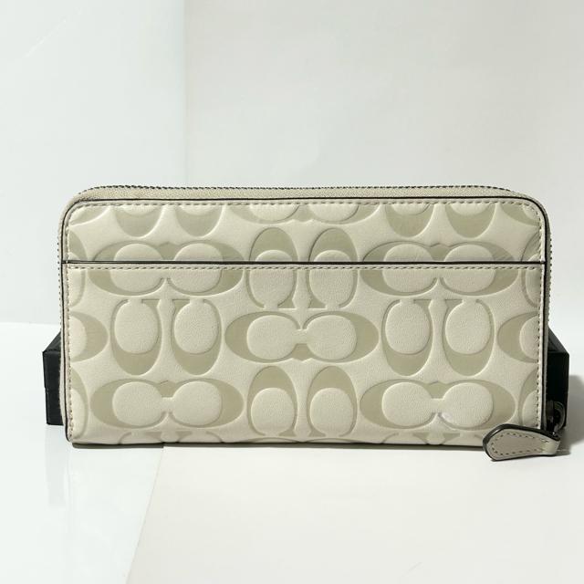 美品 COACH CJ739 エンボス シグネチャー ラウンドファスナー 長財布 < ブランド 美品 COACH CJ739 エンボス シグネチャー ラウンドファスナー 長財布 < ブランドの