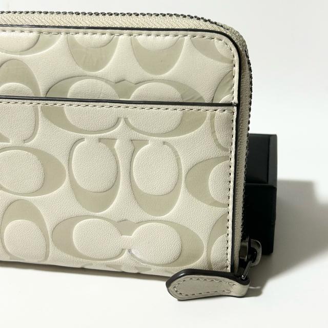 美品 COACH CJ739 エンボス シグネチャー ラウンドファスナー 長財布 < ブランド 美品 COACH CJ739 エンボス シグネチャー ラウンドファスナー 長財布 < ブランドの