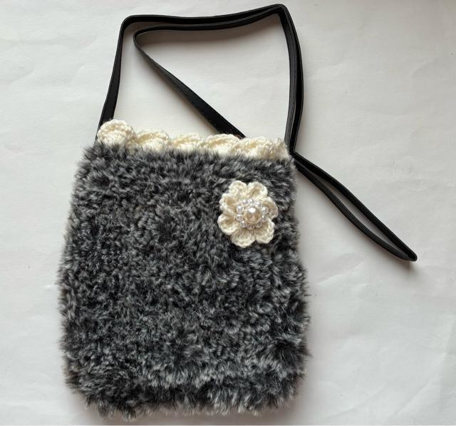 �n���h���C�h�@�|�V�F�b�g�@�ӂ�ӂ탂�R���R�@�u���b�N  �� �����t�@�b�V������ 