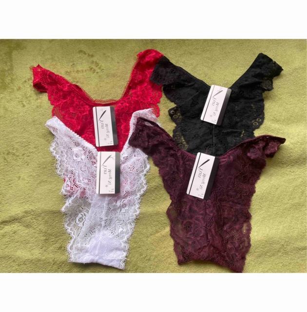 b5 �f�G�ȃ��[�X�V���[�c4���g �� �����t�@�b�V������ 