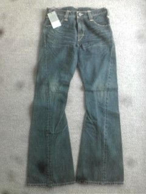 送料無料 リーバイス エンジニアド ベルボトム 新品 ユーズド加工 フレアー < ブランド  送料無料 リーバイス エンジニアド ベルボトム 新品 ユーズド加工 フレアー  < ブランドの