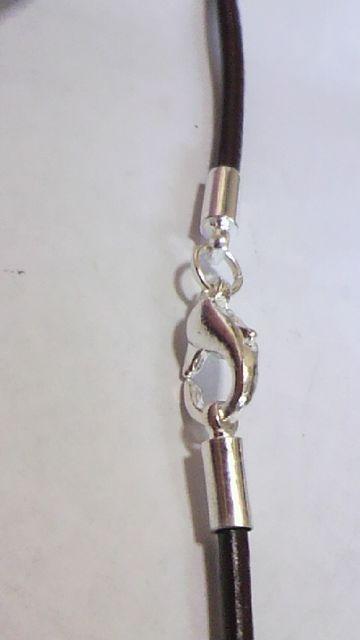 チョーカー本革紐ブラウンイカリ操舵輪チャーム < 女性アクセサリー/時計  チョーカー本革紐ブラウンイカリ操舵輪チャーム < 女性アクセサリー/時計の