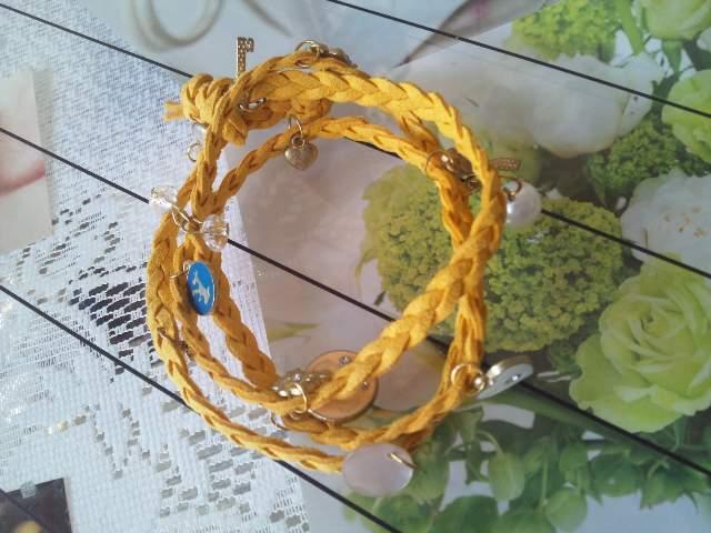 セレブ愛用 チャンルブレス < 女性アクセサリー/時計  セレブ愛用 チャンルブレス  < 女性アクセサリー/時計の