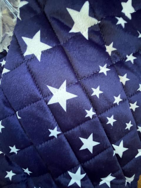 ふんわり!やわらか!暖か!スター柄!!肌触りなめらか!シングルサイズ!敷きパッド!100×205センチ!新品! < インテリア/ライフ  ふんわり!やわらか!暖か!スター柄!!肌触りなめらか!シングルサイズ!敷きパッド!100×205センチ!新品! < インテリア/ライフの