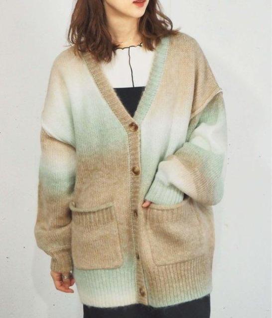 tiptop フリーサイズ グラデーションカラー ルーズニットカーディガン グリーン系 ゆったりニット Vネックニット < 女性ファッション  tiptop フリーサイズ グラデーションカラー ルーズニットカーディガン グリーン系 ゆったりニット Vネックニット  < 女性ファッションの