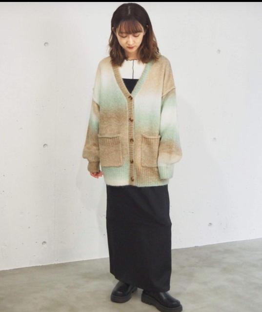 tiptop フリーサイズ グラデーションカラー ルーズニットカーディガン グリーン系 ゆったりニット Vネックニット < 女性ファッション  tiptop フリーサイズ グラデーションカラー ルーズニットカーディガン グリーン系 ゆったりニット Vネックニット < 女性ファッションの