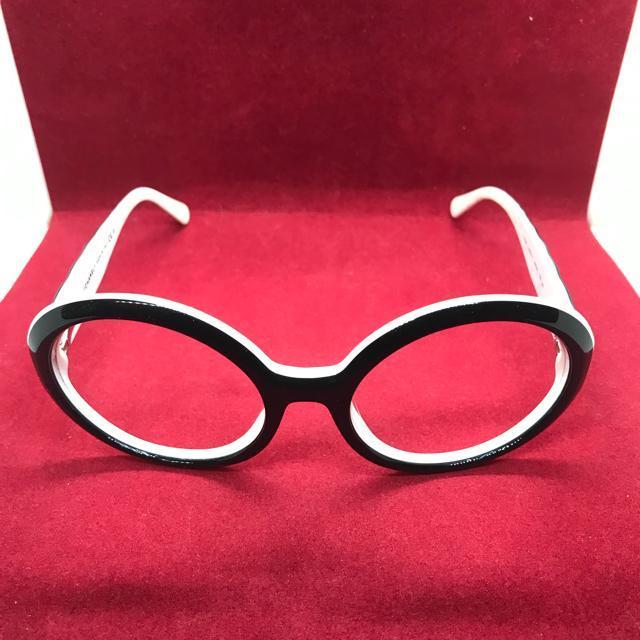 正規品 シャネル CoCo マトラッセ メガネサングラス フレーム ブラック/ホワイト ケース付 < ブランド 正規品 シャネル CoCo マトラッセ メガネサングラス フレーム ブラック/ホワイト ケース付 < ブランドの