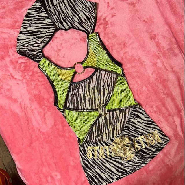 d.i.a.  ゼブラ柄フード付き 背中メッシュリングばっくり空き タンクトップ  新品未使用 < ブランド  d.i.a.  ゼブラ柄フード付き 背中メッシュリングばっくり空き タンクトップ  新品未使用 < ブランドの