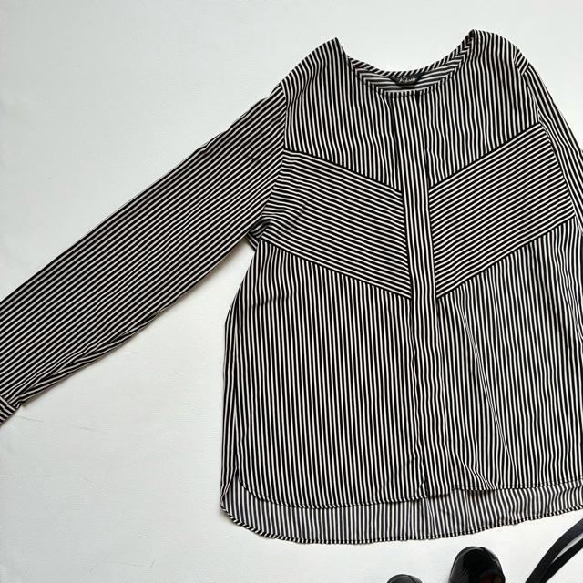 ◆美品◆アーバンリサーチ◆ストライプ長袖ブラウス◆比翼前開き◆黒×ベージュ◆F < ブランド  ◆美品◆アーバンリサーチ◆ストライプ長袖ブラウス◆比翼前開き◆黒×ベージュ◆F < ブランドの
