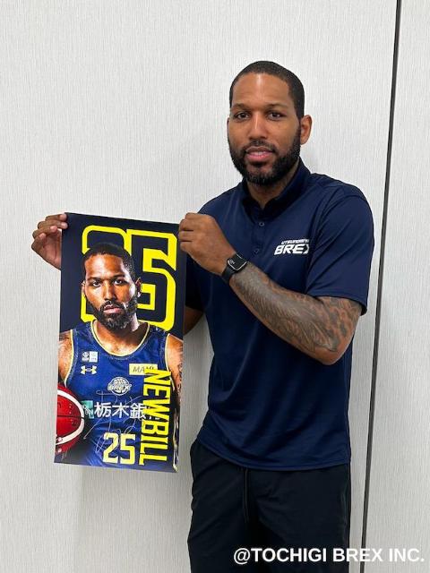 25 D.J・ニュービル選手 公式グッズショップ「BREX SHOP」FKD宇都宮店