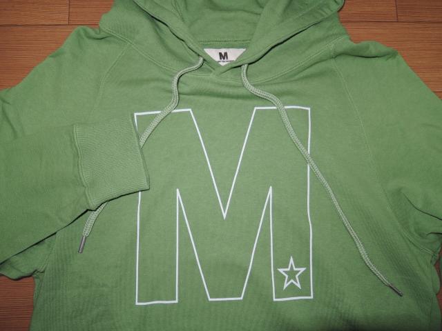 新品エムMスウェットパーカーM緑ロゴTMT < ブランド 新品エムMスウェットパーカーM緑ロゴTMT < ブランドの