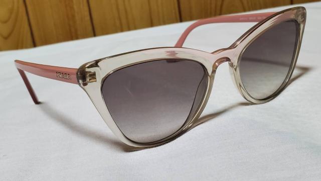 正規良 レア プラダ エンブレムロゴ キャットアイサングラス リフレクションクリアピンク×黒 バイカラー アイウェア 男女兼用 < ブランド 正規良 レア プラダ エンブレムロゴ キャットアイサングラス リフレクションクリアピンク×黒 バイカラー アイウェア 男女兼用 < ブランドの