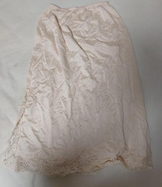 ピンク ペチコート スカート < 女性ファッション  ピンク ペチコート スカート  < 女性ファッションの