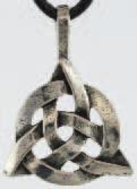 AzureGreen: Celtic Eternity Amulet pe... < 女性アクセサリー/時計  AzureGreen: Celtic Eternity Amulet pe...  < 女性アクセサリー/時計の