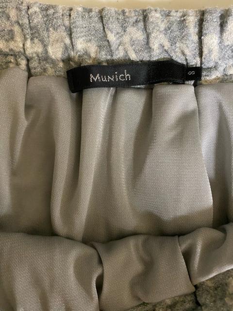 匿名配送 Munich   サイズS  スカート ヒョウ柄 ウエストゴム < 女性ファッション  匿名配送 Munich   サイズS  スカート ヒョウ柄 ウエストゴム < 女性ファッションの