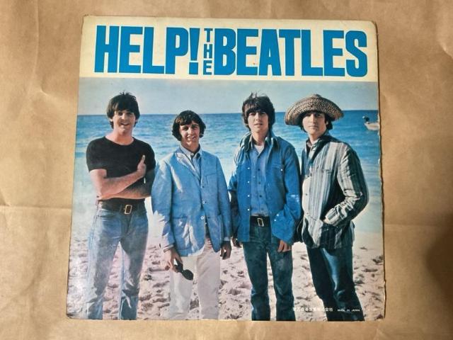 THE BEATLES / HELPI  CD/DVD/rfI 