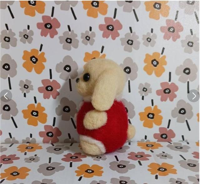 サンタ犬の羊毛フェルトぬいぐるみ < ペット/手芸/園芸 サンタ犬の羊毛フェルトぬいぐるみ < ペット/手芸/園芸の