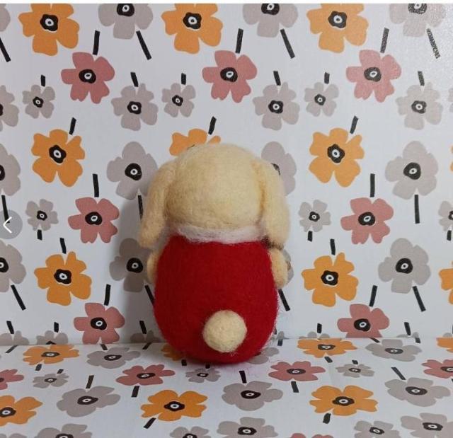 サンタ犬の羊毛フェルトぬいぐるみ < ペット/手芸/園芸 サンタ犬の羊毛フェルトぬいぐるみ < ペット/手芸/園芸の