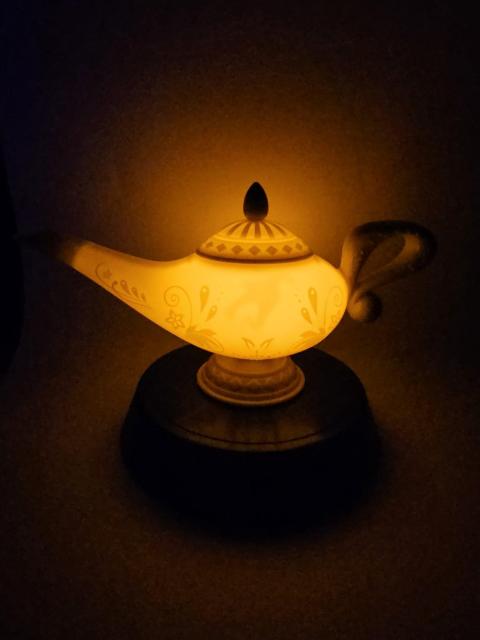 アラジン 魔法のランプ 光る ジーニー < インテリア/ライフ アラジン 魔法のランプ 光る ジーニー < インテリア/ライフの