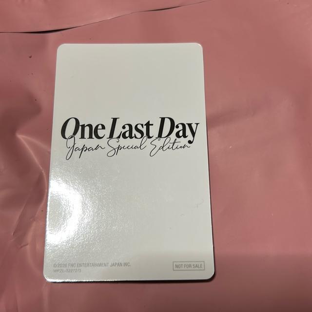 CNBLUE �E�����t�@�́@�t�H�g�J�[�h����1 �� �^�����g�O�b�Y�� 