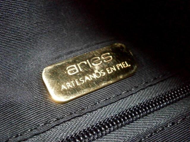 ◆aries ショルダーバッグ アリエス ショルダーバッグ 中古品 < 女性ファッション  ◆aries ショルダーバッグ アリエス ショルダーバッグ 中古品 < 女性ファッションの