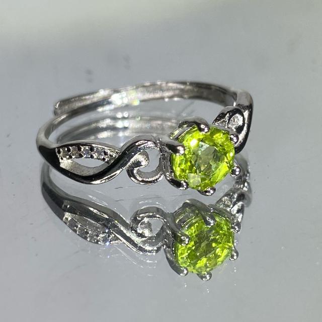 《No.R060》ミャンマー産 宝石質天然石ペリドット フリーサイズリング < 女性アクセサリー/時計  《No.R060》ミャンマー産 宝石質天然石ペリドット フリーサイズリング  < 女性アクセサリー/時計の