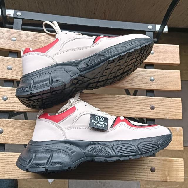 新品 24cm レディース スニーカー ホワイト シューズ 靴 厚底 < 女性ファッション  新品 24cm レディース スニーカー ホワイト シューズ 靴 厚底 < 女性ファッションの