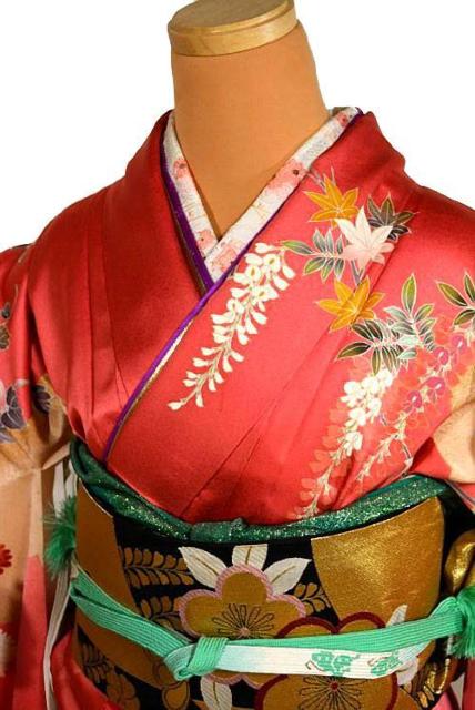 【最高峰】新品同様 暈し染め 金彩 金駒シシュウ 吉祥花文 四季花尽くし 振袖 身丈172cm 裄丈70cm T3508 < 女性ファッション  【最高峰】新品同様 暈し染め 金彩 金駒シシュウ 吉祥花文 四季花尽くし 振袖 身丈172cm 裄丈70cm T3508 < 女性ファッションの