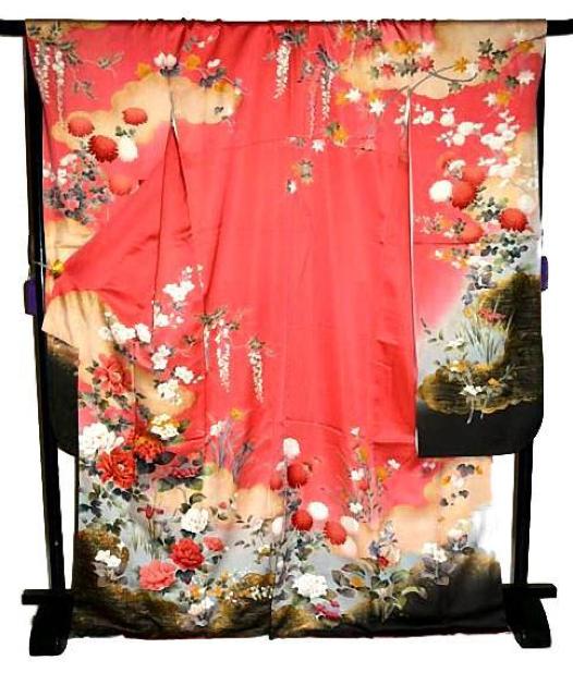 【最高峰】新品同様 暈し染め 金彩 金駒シシュウ 吉祥花文 四季花尽くし 振袖 身丈172cm 裄丈70cm T3508 < 女性ファッション  【最高峰】新品同様 暈し染め 金彩 金駒シシュウ 吉祥花文 四季花尽くし 振袖 身丈172cm 裄丈70cm T3508 < 女性ファッションの
