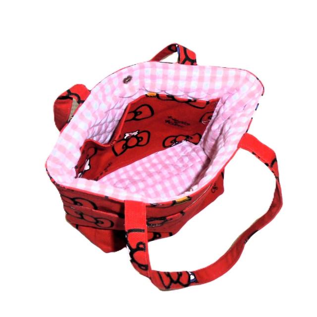 ◆ちょっと持ちお散歩ミニバッグ◆キティちゃん・ちらり黒リボン×赤地◆外ポケA内@ < 女性ファッション ◆ちょっと持ちお散歩ミニバッグ◆キティちゃん・ちらり黒リボン×赤地◆外ポケA内@ < 女性ファッションの